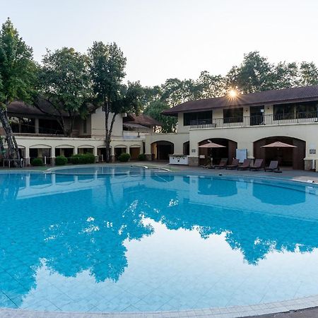 Pung-Waan Resort & Spa Kanchanaburi City Exteriör bild
