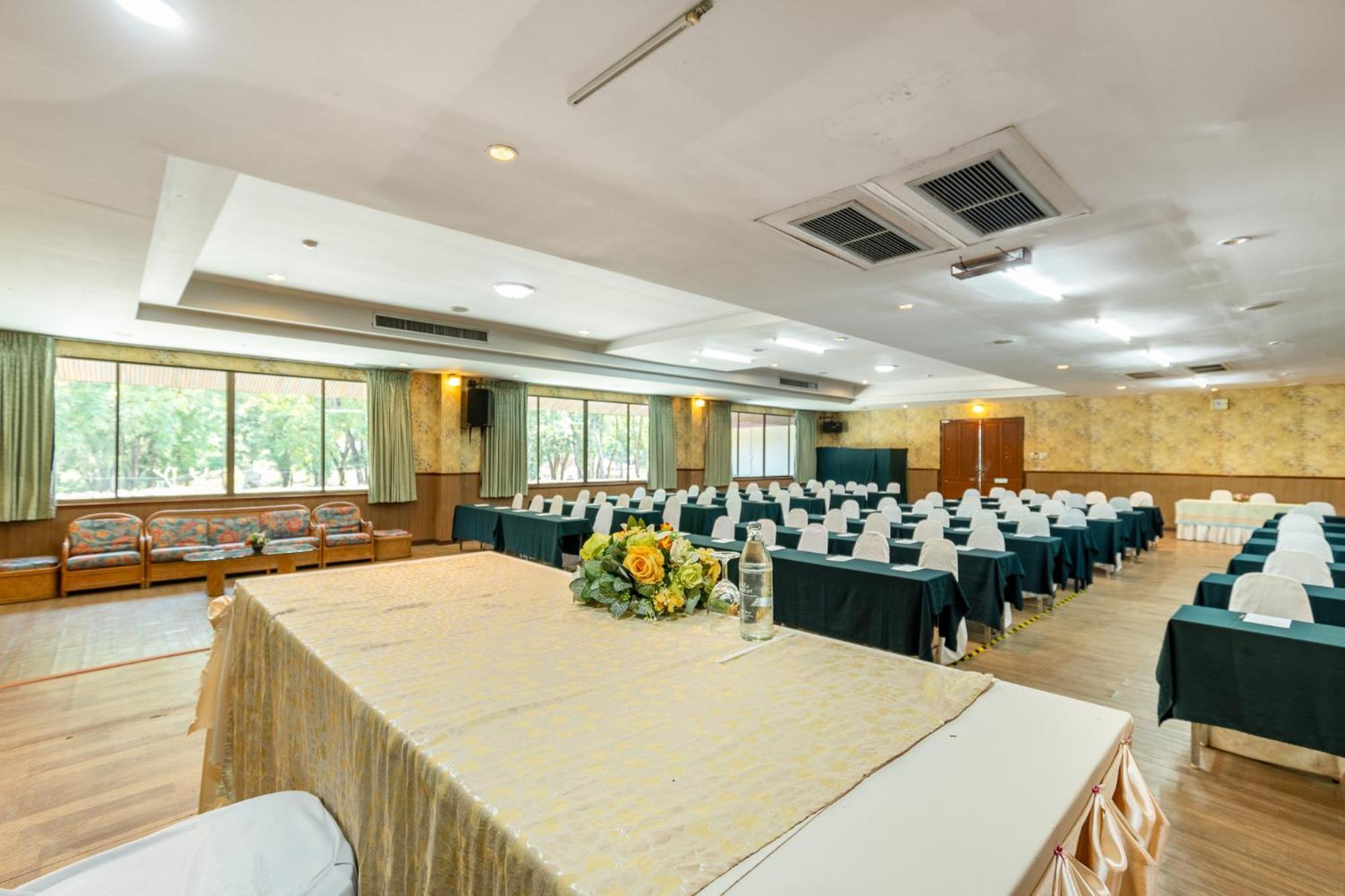 Pung-Waan Resort & Spa Kanchanaburi City Exteriör bild