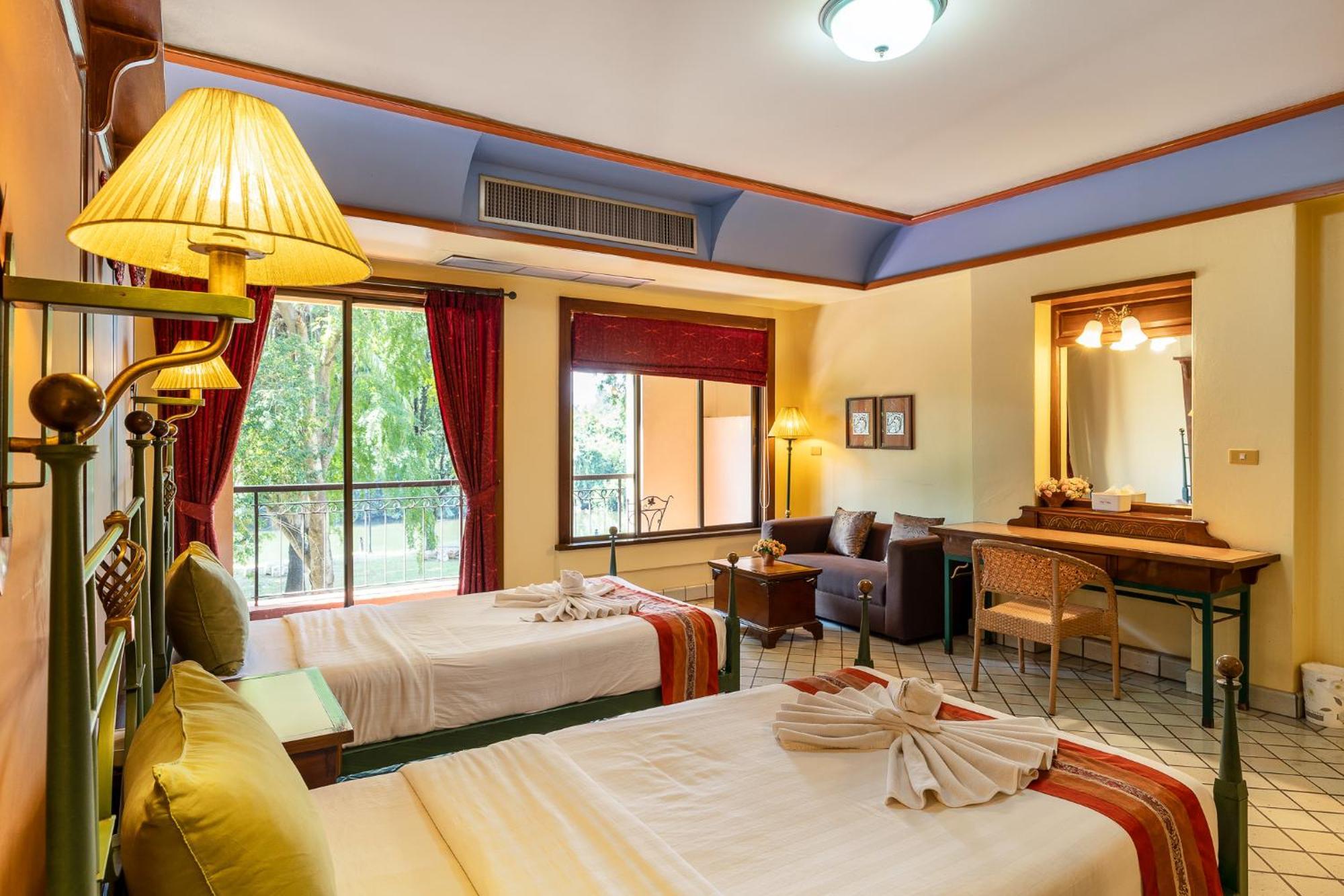 Pung-Waan Resort & Spa Kanchanaburi City Exteriör bild