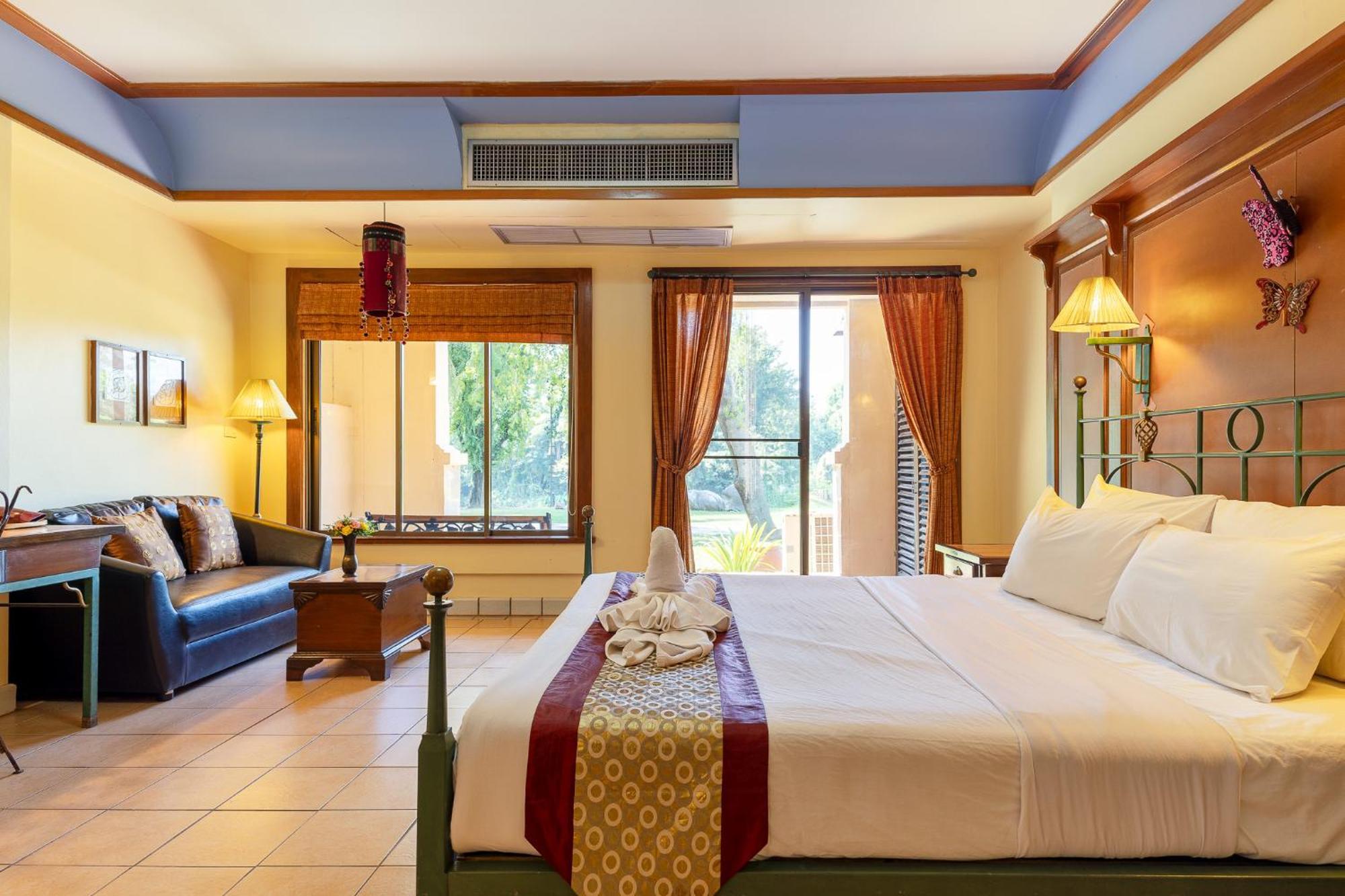 Pung-Waan Resort & Spa Kanchanaburi City Exteriör bild