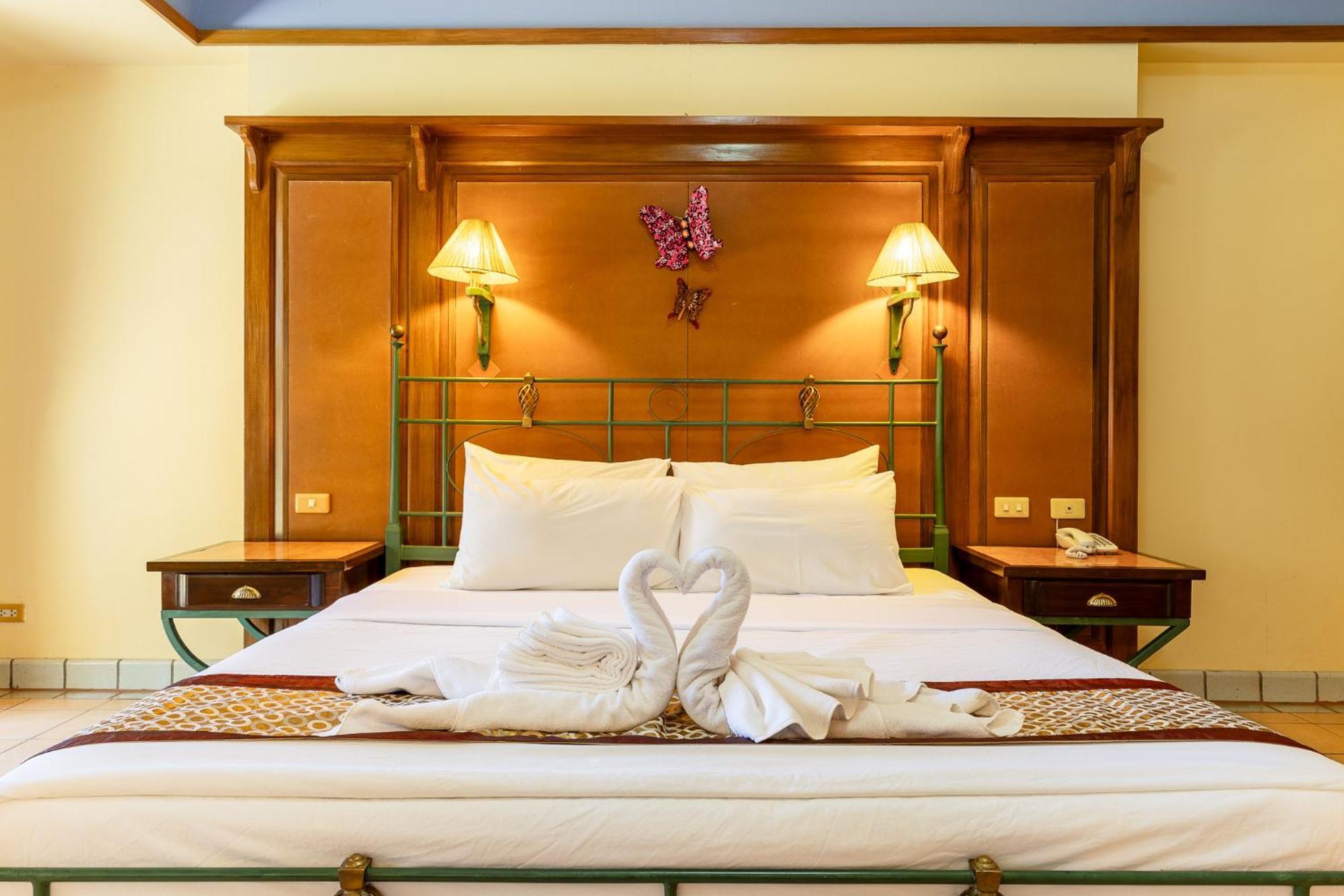 Pung-Waan Resort & Spa Kanchanaburi City Exteriör bild