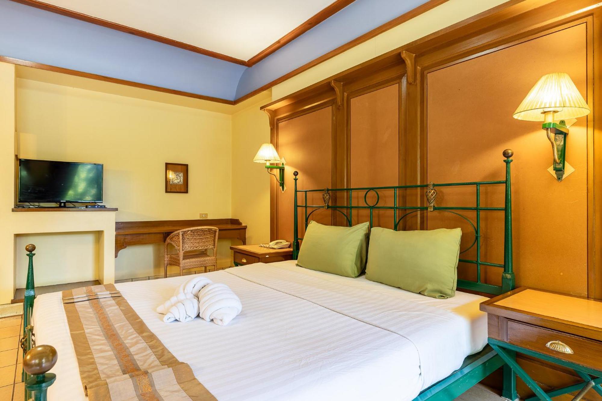 Pung-Waan Resort & Spa Kanchanaburi City Exteriör bild